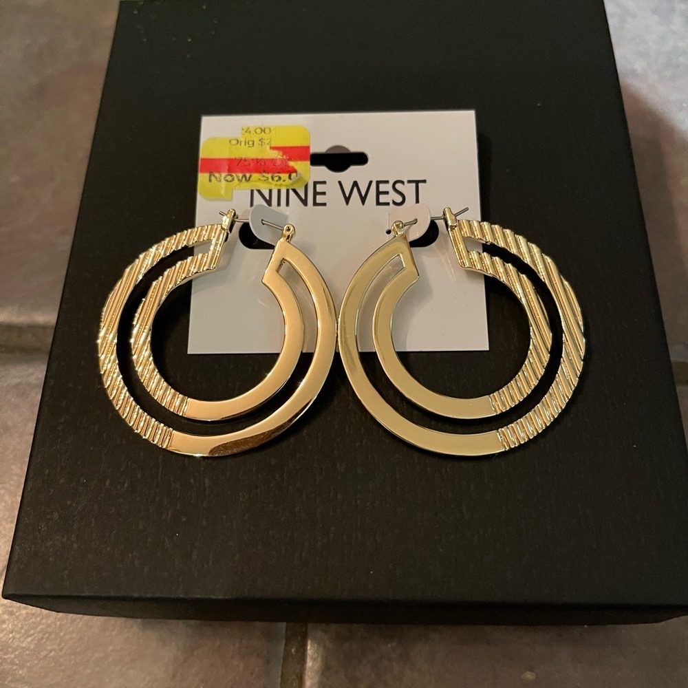 New Nine West Large Gold Hoop Earrings From Kohls 28$